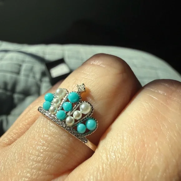 NEW! Pretty Bird Jewelry Turquoise and Faux Pearl Crown Ring - Picture 10 of 11